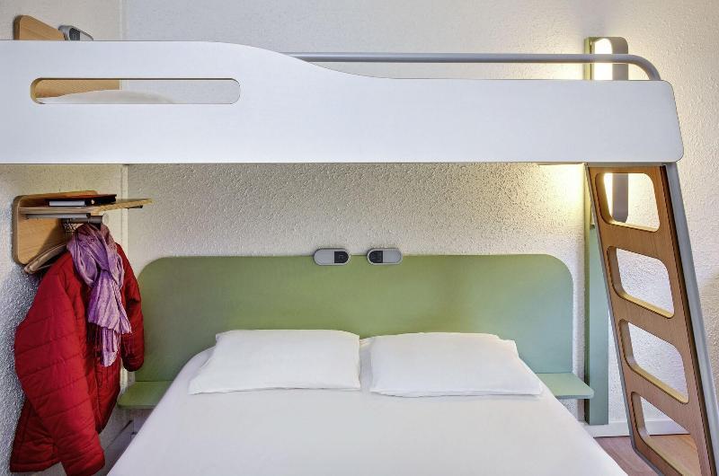 Ibis Budget Versailles تراب المظهر الخارجي الصورة