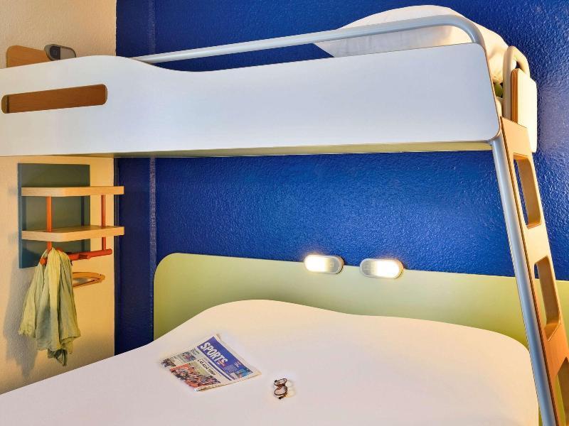 Ibis Budget Versailles تراب المظهر الخارجي الصورة